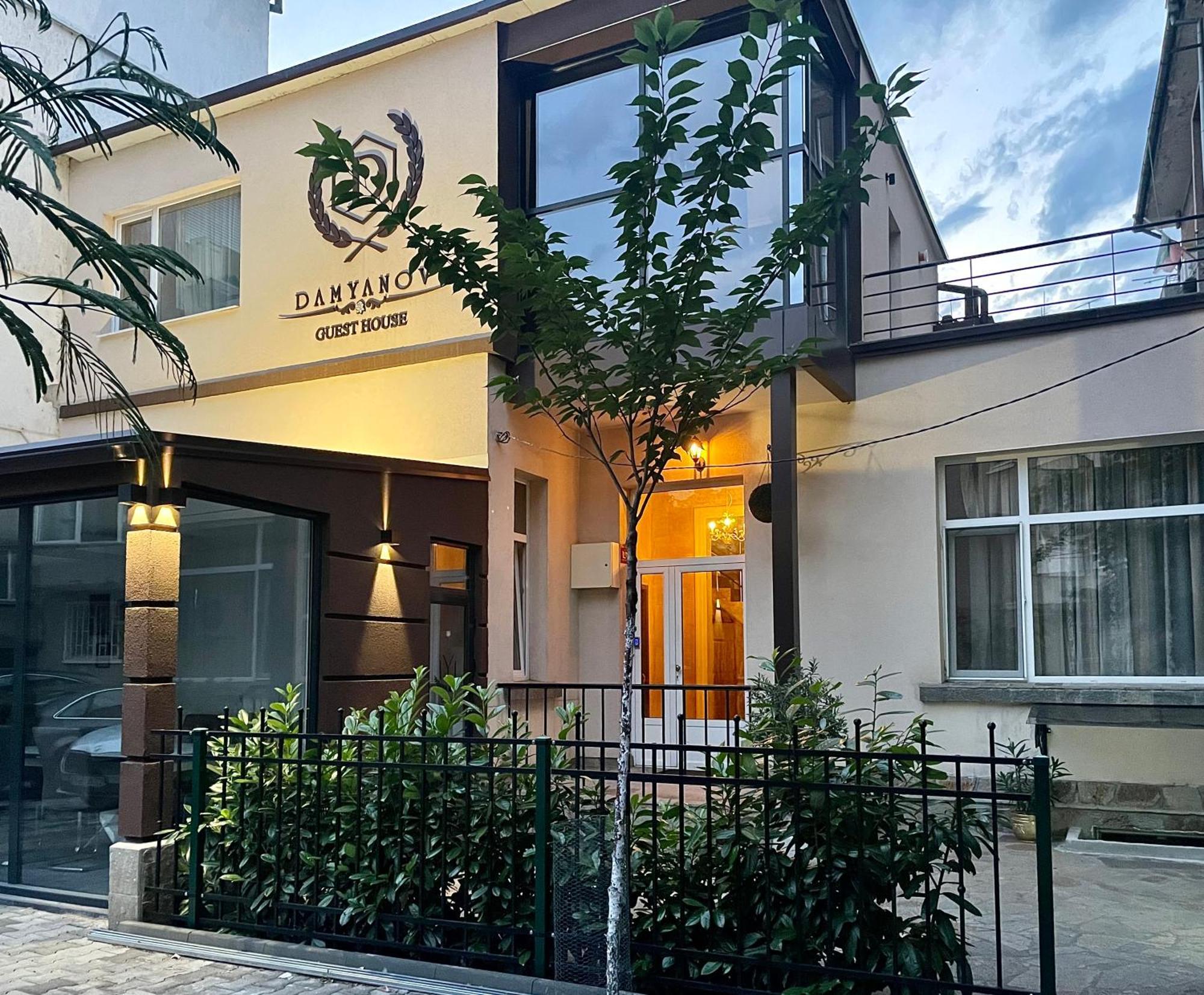 Damyanov House Hotel Kazanlŭk Exterior foto